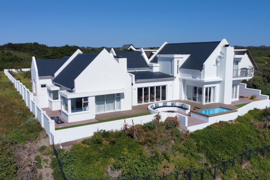 5 Bedroom Property for Sale in St Francis Links Eastern Cape